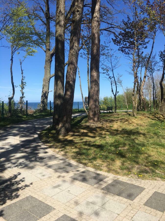 Apartament Przy Plazy / Klifowa Rewal Esterno foto
